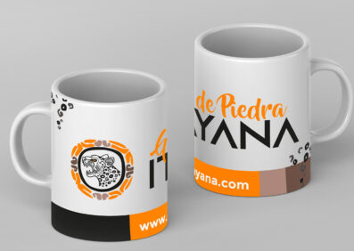 Mug unicolor fotos gigantes de piedra